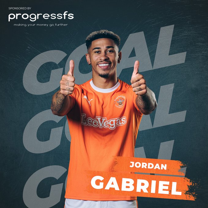 Diving header 🚨  Jordan Gabriel turns it in for  @BlackpoolFC  🍊