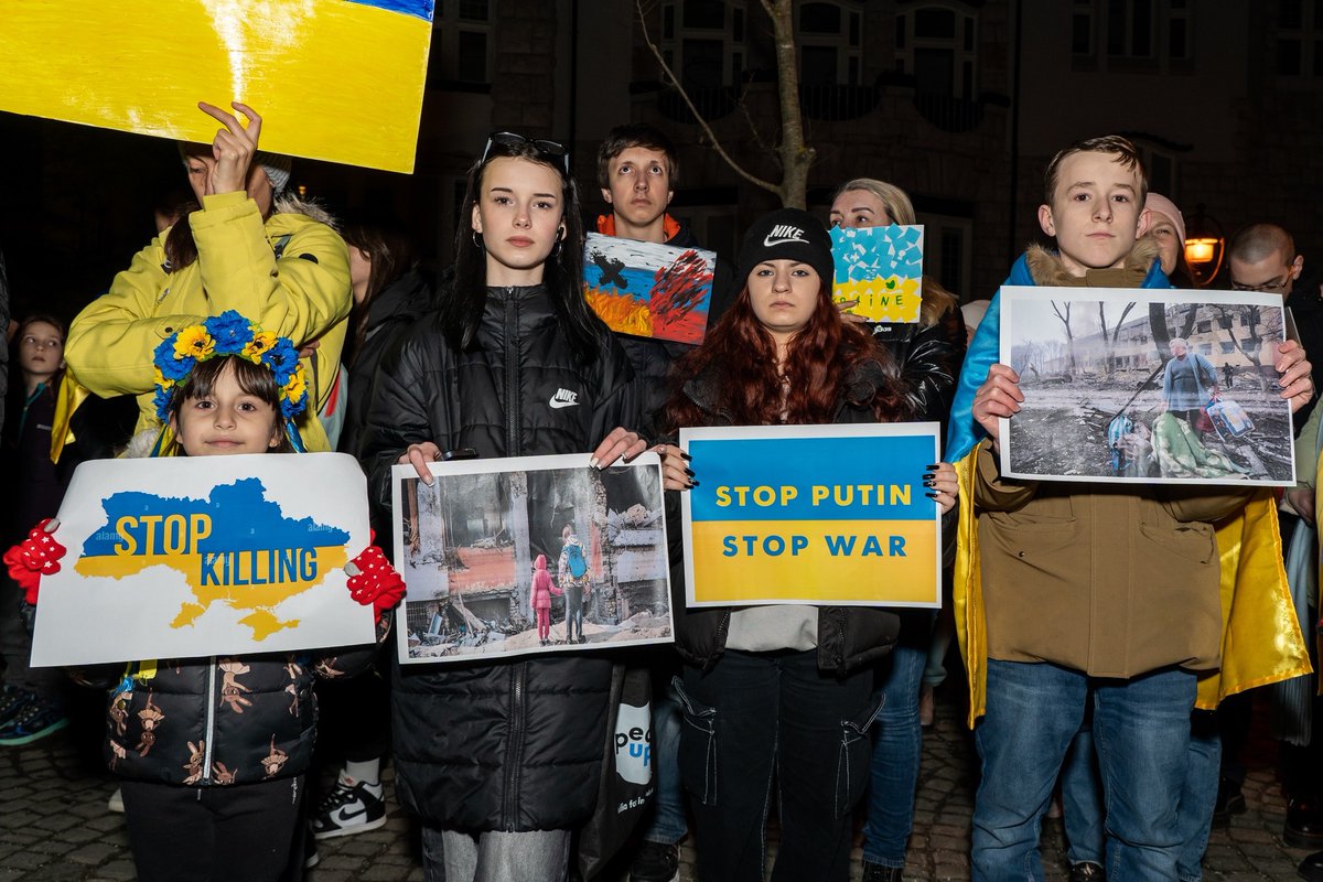 U24_gov_ua's tweet photo. Protests against russian aggression were held in Berlin, Budapest, Lisbon, Prague, and Toronto.

The activists gathered to raise awareness about the missile attacks by the terrorist state. Since the start of the full-scale invasion, russia has launched 7500+ missiles at Ukraine👇 https://t.co/9pPa60nRzd