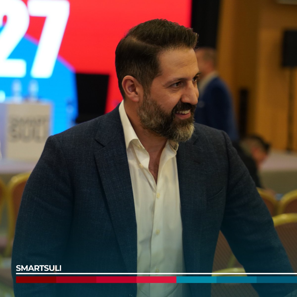 smartsuli's tweet photo. کاتی پێکهێنانی گروپ لە نێوان بەشداربووان!

Team formation by the participants!

#SmartSuliHackathon #HealthcareInnovation #TransformYourCity #SmartSuli https://t.co/HLITnFy14g