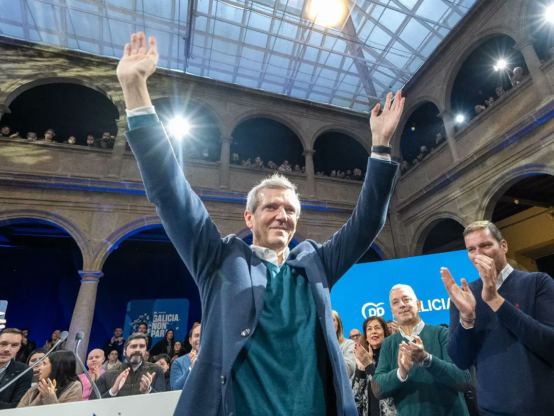 ppstacomba's tweet photo. Temos o mellor capitán para un gran equipo. @AlfonsoRuedaGal
#GaliciaNonPara #GaliciaRueda https://t.co/FiPyhEAb3Z