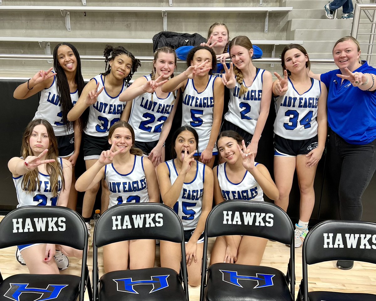 8th grade D1 Girls Basketball got 2nd place in our District Mid-Season Tournament! We are so proud of y’all! 🏀 #eagles #arborcreekms