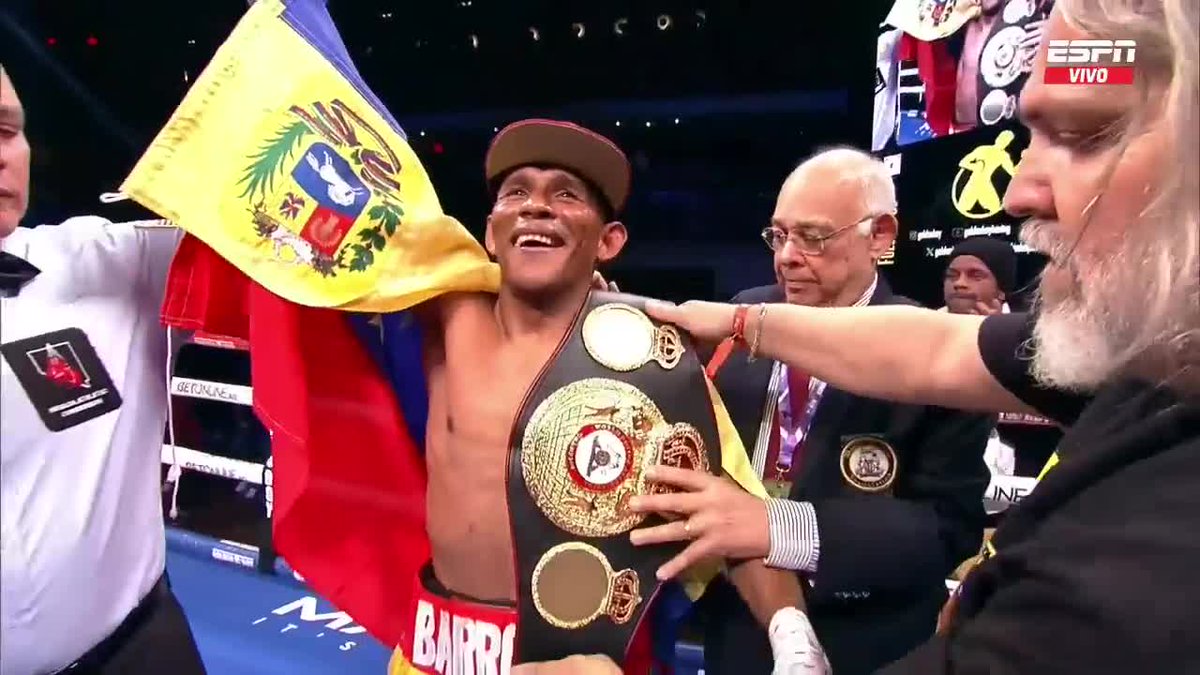 Mis felicitaciones a nuestro boxeador Ismael Barroso, ha ganado una extraordinaria pelea por nocaut y titularse Campeón Mundial Interino de la Asociación Mundial de Boxeo, peso superligero. Demoledor y contundente ante su contrincante. ¡Bravo! Toda Venezuela te abraza Ismael.