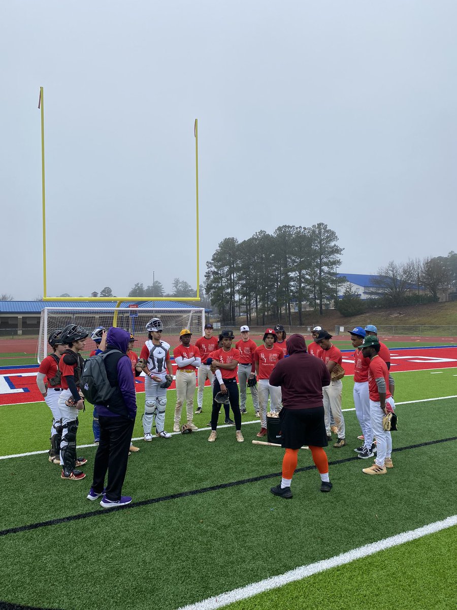 BSTIncLLC's tweet photo. Appreciate everyone who was able to make it out to camp today! With the weather not on our side guys were able to get some great work in thanks to Westside HS Head Baseball Coach Darius Washington and Cross Creek HS Head Baseball Coach James Jackson. Thank you again coaches! https://t.co/LLdMhqymNv