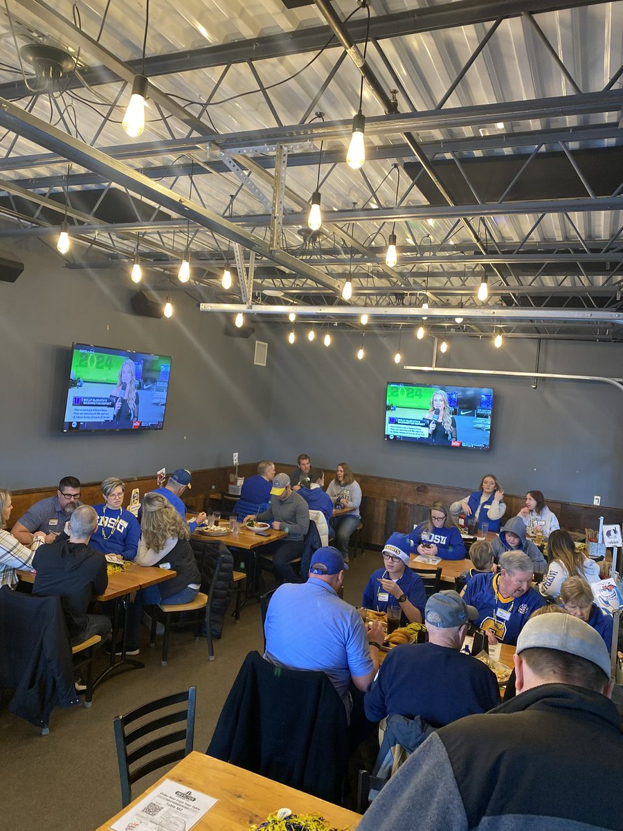 Great turn out @InvictusBrewCo I think I can hear Verne cheering all the way in Frisco. #GoJacks