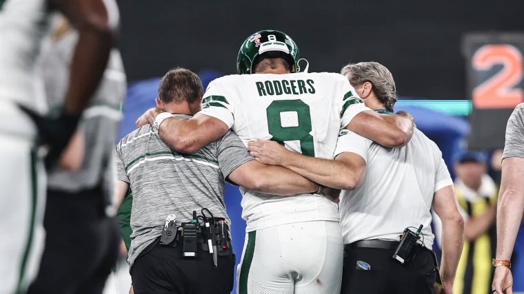 NFL Fashion Advice tweet media