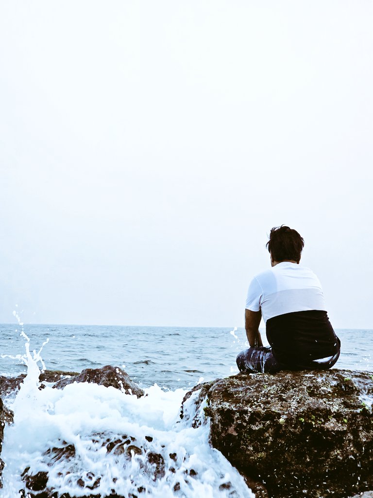 lokanath_7's tweet photo. In between Maldives vs Lakshadweep controversy..
Indian beaches really deserves better recognition...
Location:- Yarada Beach, Visakhapatnam, Andhra Pradesh
#ExploreIndianIsland
#superengineer
#visakhapatnam
#vizagdiaries
#MaldivesOut
#BoycottMaldives https://t.co/sEbfeLog11