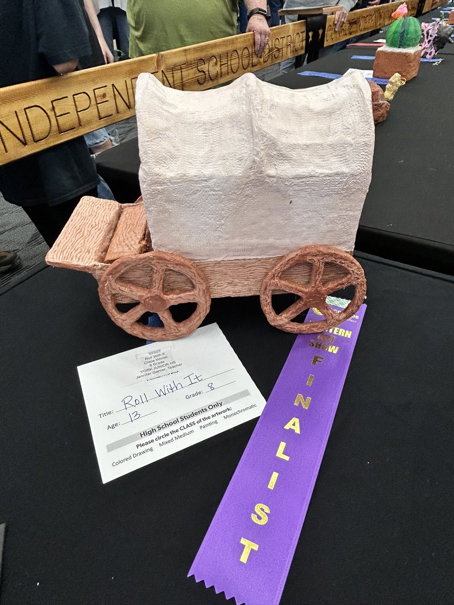 linardoin's tweet photo. Way to go, YJH! Six finalists at the Western Art Show! https://t.co/CvKXqgABqR