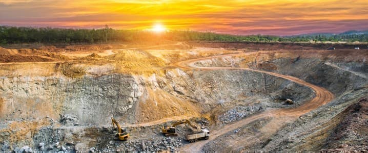 ukheatingoils's tweet photo. Mining Sector Success Hinges on China's Stimulus Decision https://t.co/qcN2raeA3H https://t.co/t96Qv9H2Gp