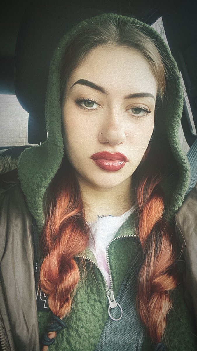 SwervianasWrld's tweet photo. Just a pretty red head 🥰🌶️

#nsfw_twt 
#nsfw_acc 
#onlyfansgirl https://t.co/xA0MK92saJ