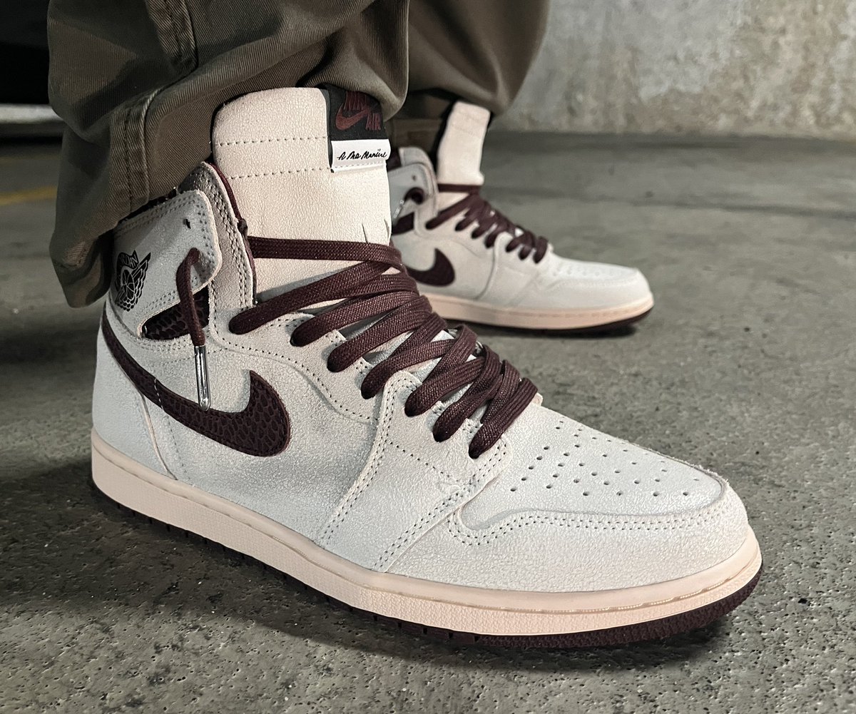RealChevoRacks's tweet photo. Yesterday’s fit……. #UnDs @maniere_usa #Jordan #1
#igsneakercommunity #complexkicks #kotd #Kickstagram #ijustloveshoes #Goat #23 #finishline #sneakgallery #Jumpman #SNKRSKickCheck #iloveswoosh #OutfitGrid @outfitgrid #RifLa #AMaManiere https://t.co/Kgpf2Poo7b