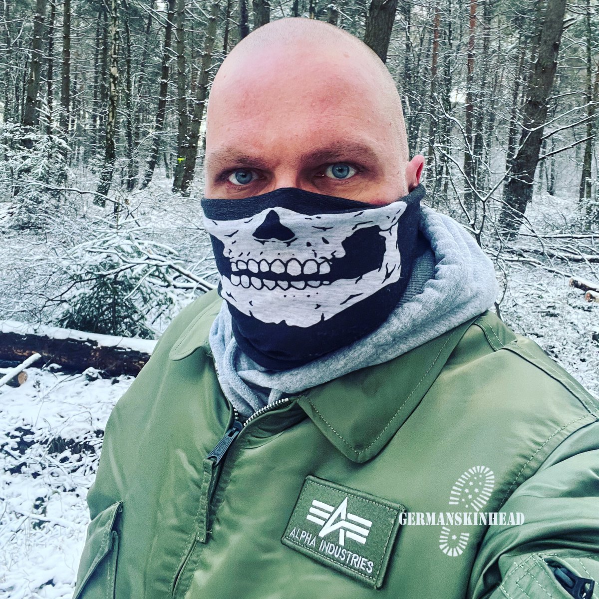 It was cold outside today. And yeah, I know the mask doesn’t fit good today.