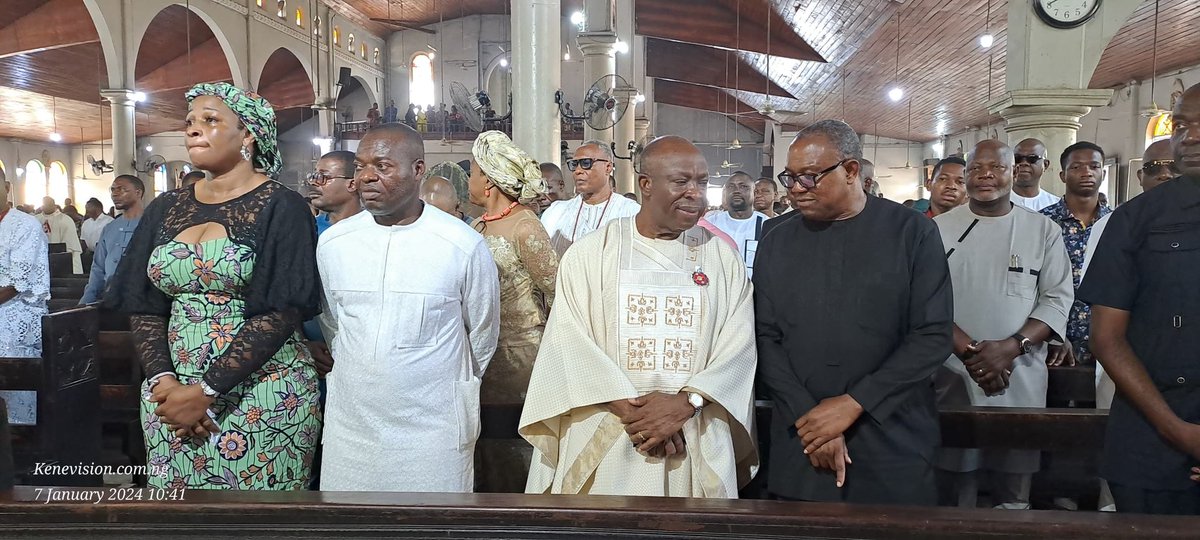 PeterObi's tweet photo. Today, I joined the Senator representing Anambra North Senatorial Zone , Anambra State, Senator Dr Tony Nwoye, in his Thanksgiving Service and Empowerment Day for the constituents in Onitsha. https://t.co/BVQyH962EQ