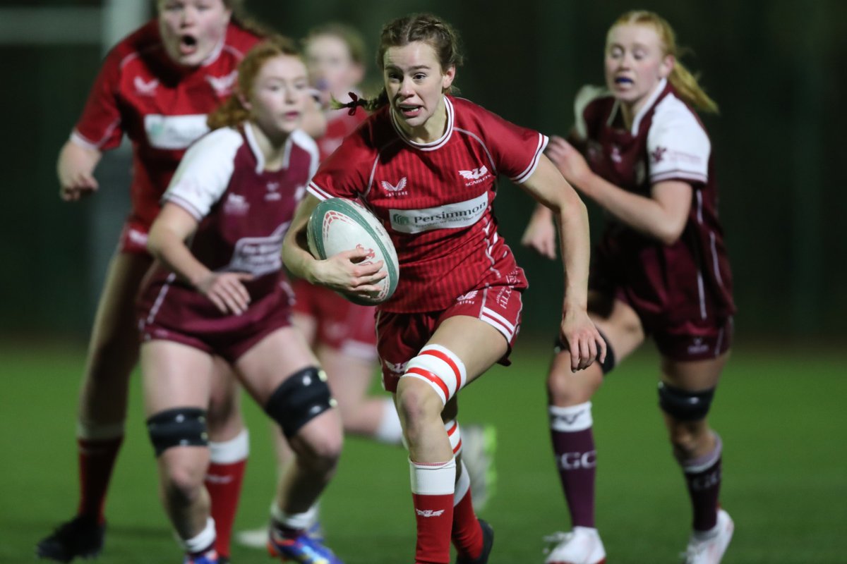ScarletsAcademy's tweet photo. A tough start for our U18s Women's side in the opening round of the regional age-grade championship at Ystrad Mynach, beaten 36-22 by RGC

Tries scored by Ciara Taylor, Milly Geering, Martha Hallam and Mabli Evans

Well done to both teams 👏 👏 👏 

#YmaOHyd https://t.co/taKjwv3pDW