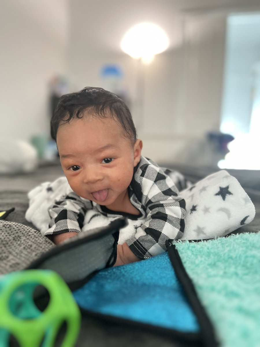 Isla Lewis tweet media