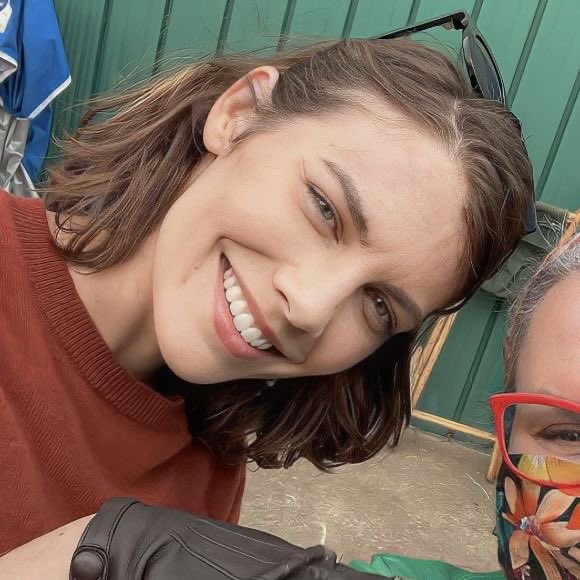 xcxhans's tweet photo. Happy bday lau🫶 love u sm @laurencohan ❤️❤️ #laurencohan #maggierhee https://t.co/5ZZ1tHunJH