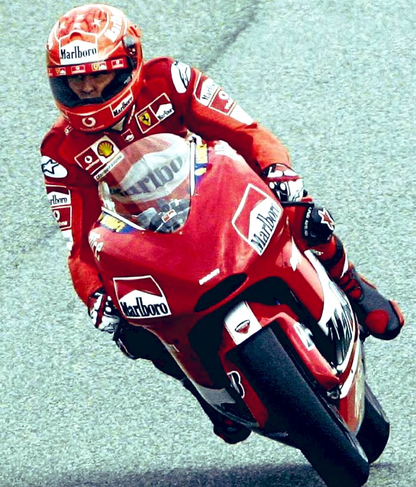 Michael Schumacher 🇩🇪🏁
#Style #MotoGP #F1