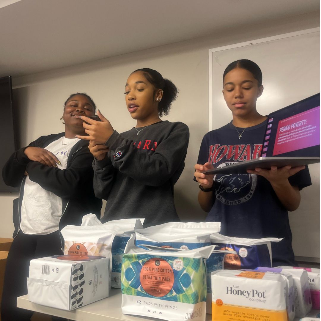 ThurmanPerryFDN's tweet photo. #KNOWUS TPF aims to ensure that all currently incarcerated women and girls have access to the high quality period care products they need through our Girl Code program. https://t.co/fIMvwsmHKP