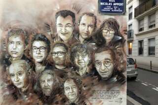 coherence_e's tweet photo. Il y a 9 ans jour pour jour, le 7 janvier 2015, était perpétré un attentat contre #CharlieHebdo. 12 personnes ont ainsi perdu la vie dont 8 collaborateurs du journal, un invité, un agent d'entretien et 2 policiers. 🌹🇫🇷#7Janvier2015 https://t.co/kUJdpmWkT1