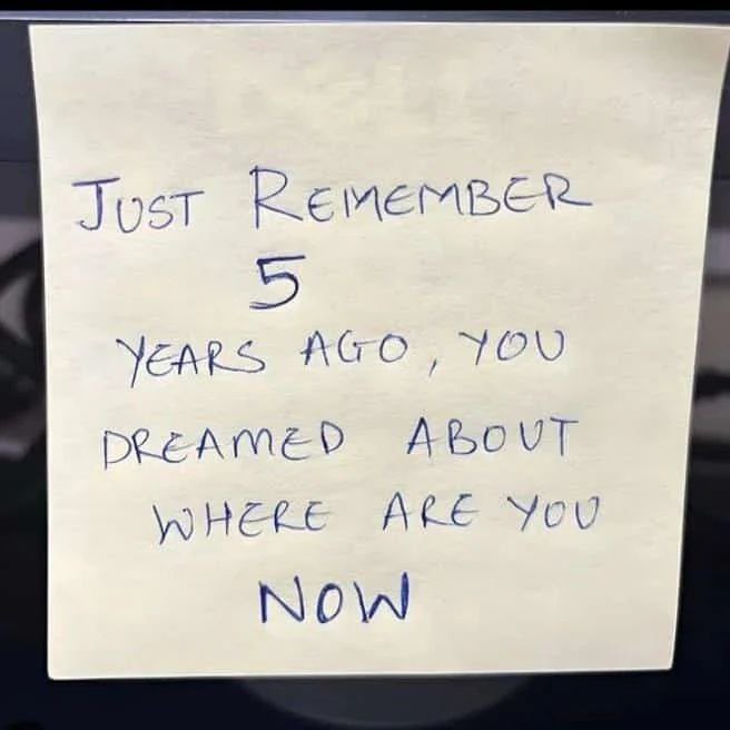 ShaileshMachra's tweet photo. I wrote this quote exactly 6 years ago (8 January 2018)... 

Maybe things might not work at our speed but that makes it more beautiful 

दिल ना उमीद तो नहीं नाकाम ही तो है, लंबी है ग़म की शाम मगर शाम ही तो है-फ़ैज़ अहमद फ़ैज़
#ifs #upsc #Motivation #cse https://t.co/9CXMR3r3g9