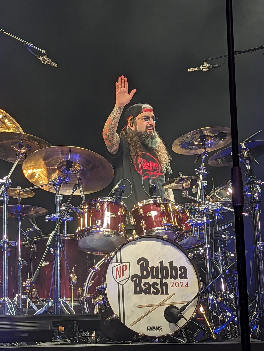 #BubbaBash2024 memories:
And, of course, the phenomenal <a href="/MikePortnoy/">Mike Portnoy 🤘</a> behind the kit. My son was mesmorized watching him. Mike graciously handed us a stick at the end. Getting to watch one of the best play NEP's music!!! 

Love you, Mike! 

#RIPNeilPeart