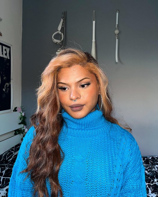 Is blue my colour? 💙 #trans https://t.co/8IdUxH7MON<a href="/tag/trans"class="tags">#trans</a>