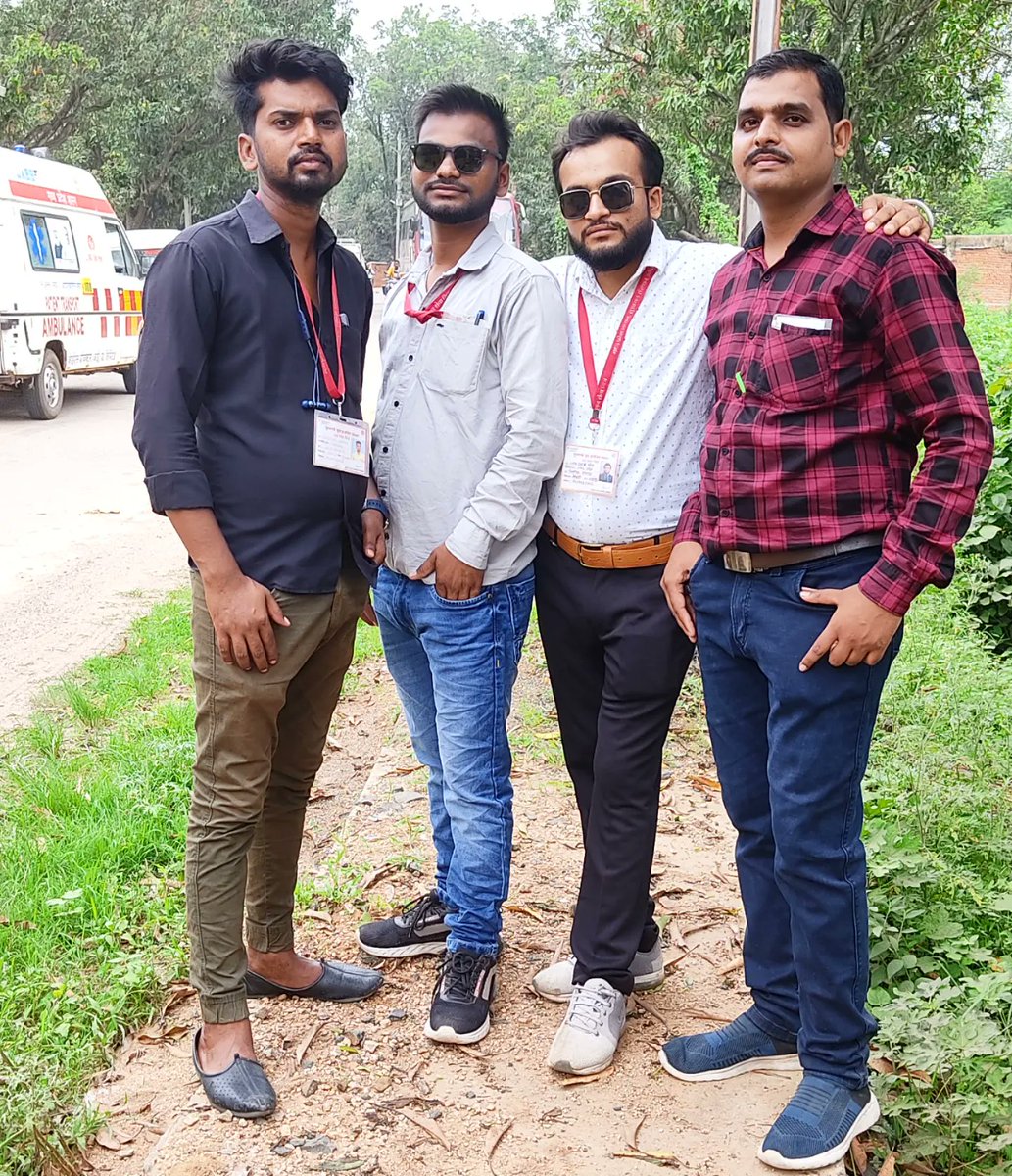 अंतिम घर तक मध्य प्रदेश शासन की योजनाओं को पहुंचना हमारा कर्तव्य "  जन सेवा मित्र "

#CMjansevamitraMP

<a href="/CMMadhyaPradesh/">Chief Minister, MP</a>
<a href="/CMYIP_/">Chief Minister’s Youth Internship Programme</a>
 <a href="/JansamparkMP/">Jansampark MP</a>