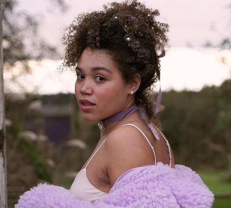 ladywestcliffs's tweet image. ruby barker the WOMAN that you are