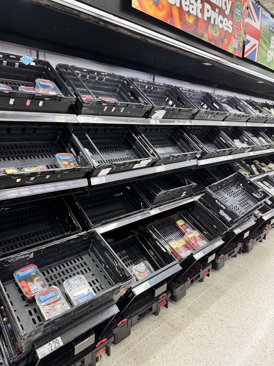 BigCaper's tweet photo. @AsdaServiceTeam what's going on with ASDA Wigan? There was nothing to buy. Ended giving up and going to @Tesco https://t.co/1Zor9GuvEW