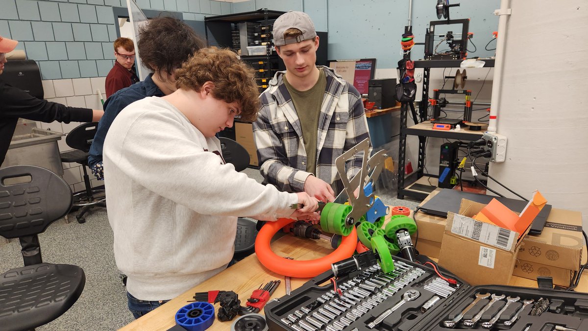 UMNRobotics's tweet image. Check out our day 1 recap and walkthrough on YouTube!
youtu.be/2pxhU6Wntxg
@andymarkinc