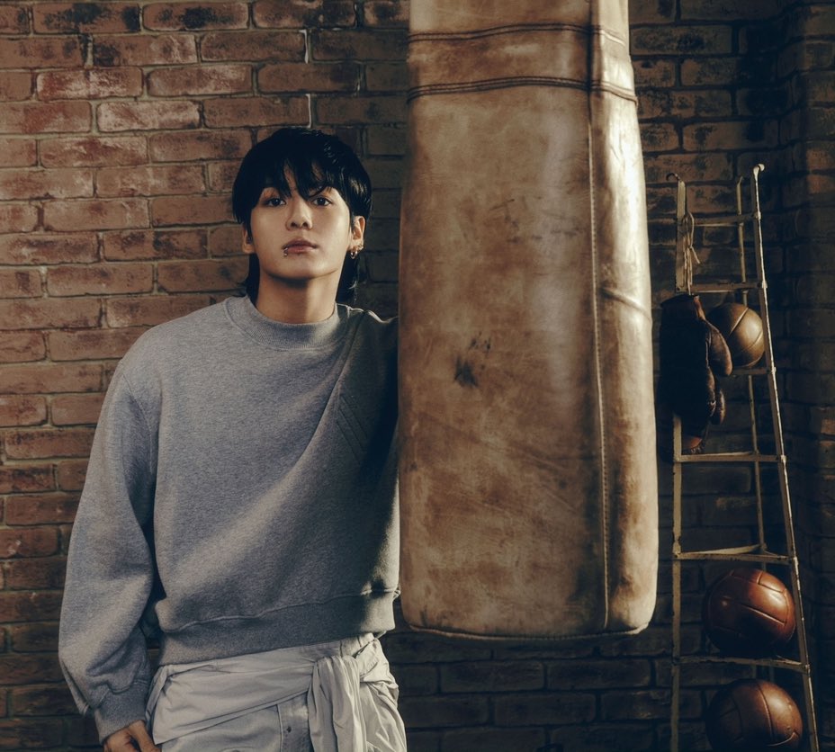 Jungkook’s gf (real) ⁷ tweet media