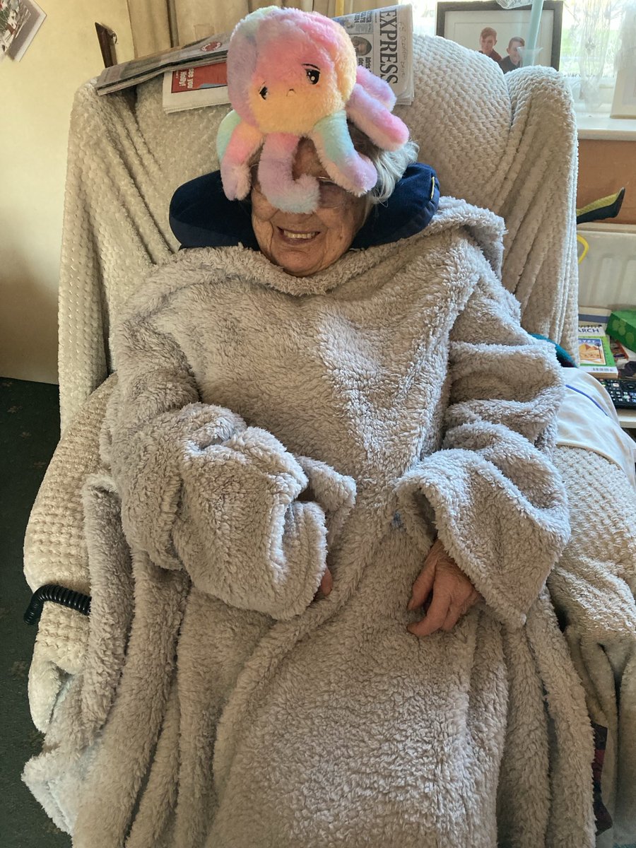 Eluned Ward tweet media