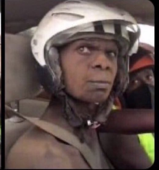 class_captain00's tweet image. What a use of having a Prison mOkahao🤦‍♂️
Eebotsotso ohadhiiyake??