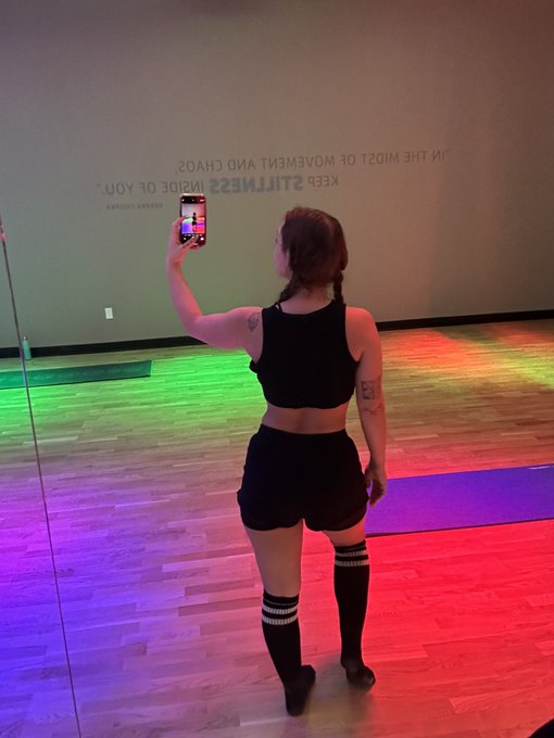 Going to the gym today ^-^ https://t.co/k5eFrKqqyb https://t.co/QRYeNd9aLX