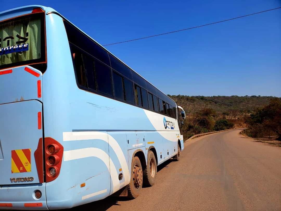 TBoundBuses's tweet photo. Point of origin: ๐ธ๐ธJuba South Sudan๐ธ๐ธ
Destination: ๐ฐ๐ชNairobi Kenya๐ฐ๐ช
Safari inaendelea tu!!! Daily service with departures from Juba at 7am and departures from Nairobi at 9am
#TrinityExpress https://t.co/zzLs4S4sSZ