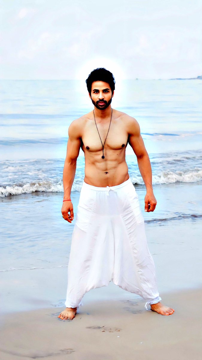 sannjjoy's tweet photo. Explore Indian Beaches 🏖️
Avoid Maldives, Sidhi baat no bakwaas.
#SayNoToMaldives #ExploreIndianIsland #NarendraModi #MaldivesOut #indianbeaches #actor #indianactor #marathistars #menofindia #marathicelebrity #sannjjoy #sanjayshejwal https://t.co/XVOpadS6y0