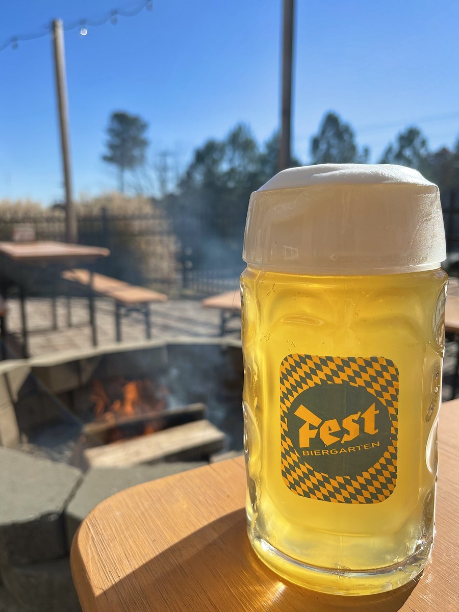 festva's tweet photo. Warm up your winter nights by the fire pit at Fest! We have a wide variety of craft brews, wine, and non-alcoholic options to enjoy while you sit fireside!

Our fires start at 5 pm Monday - Friday and will be burning all day long on Saturdays and Sundays! 

#festva #firepit https://t.co/ARYSbzAwvm