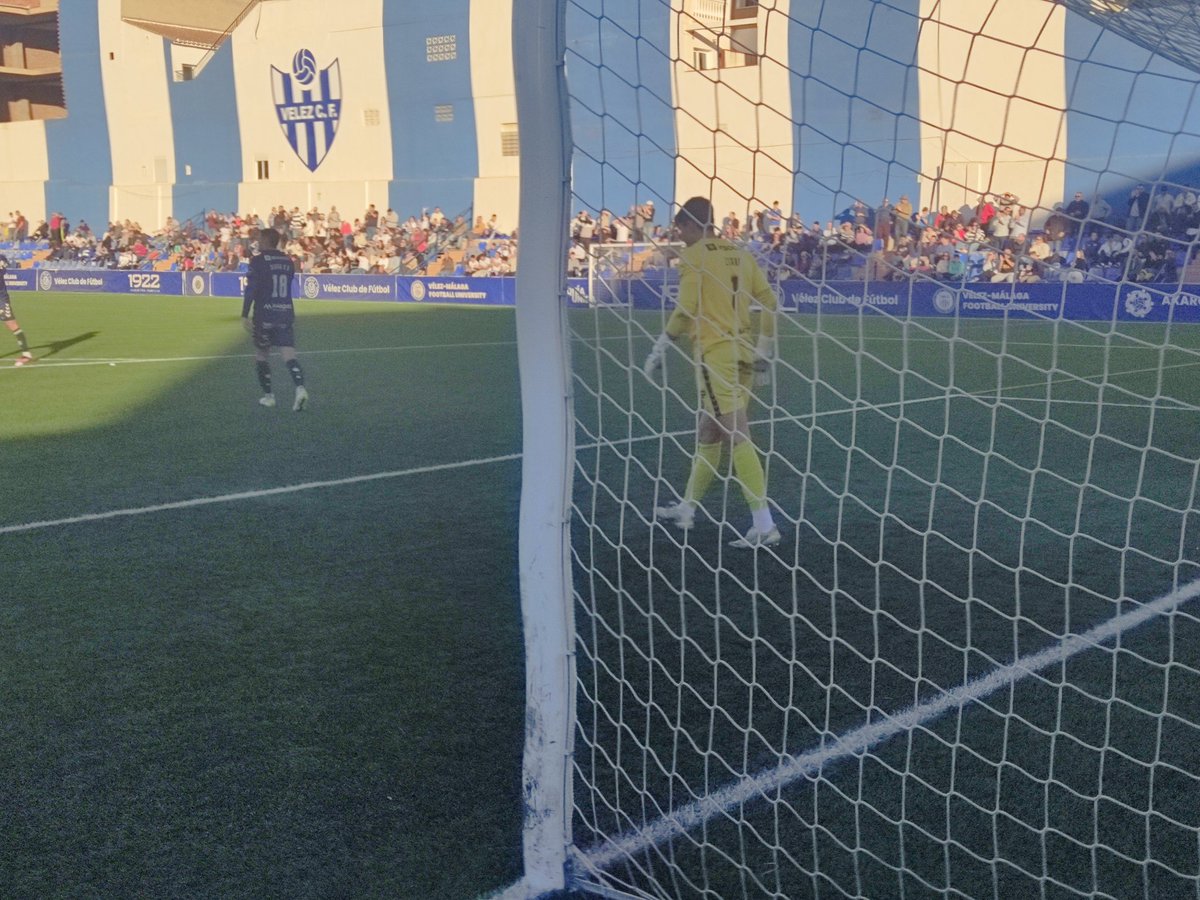 Gooooooool del <a href="/VELEZCFoficial/">Vélez Club de Fútbol</a> 
Minuto 54
<a href="/VELEZCFoficial/">Vélez Club de Fútbol</a> 1
<a href="/UCAM_esports/">UCAM Esports</a> 1
#segundafederacion