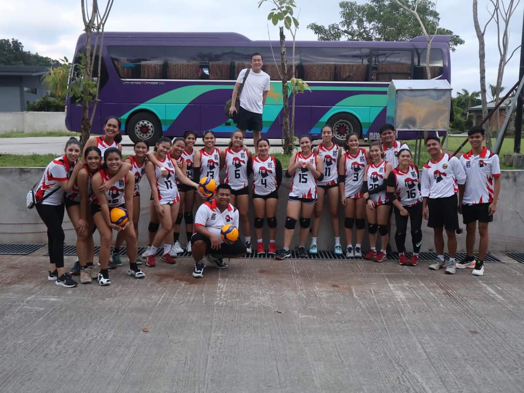 UEastRedWarrior's tweet image. UE Womens Volleyball Team ❤️⚪🔴

#teambuilding 
#UAAPSeason86 
#bombaUE