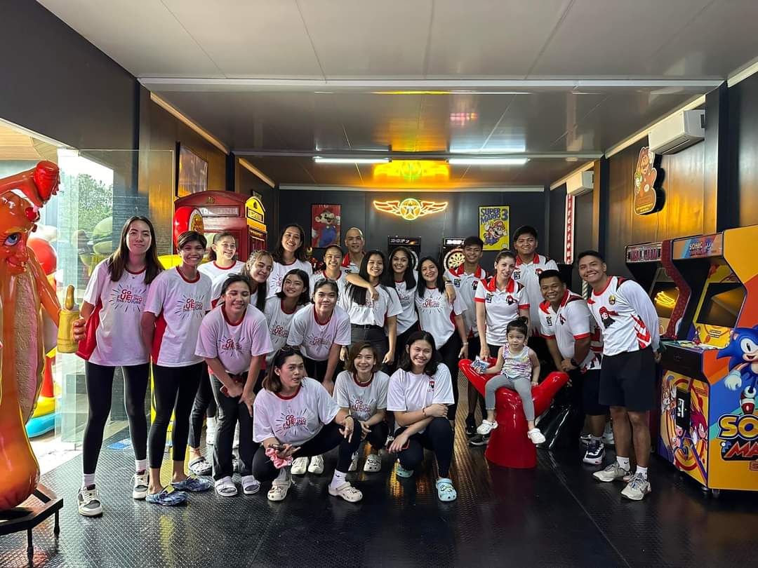 UEastRedWarrior's tweet image. UE Womens Volleyball Team ❤️⚪🔴

#teambuilding 
#UAAPSeason86 
#bombaUE