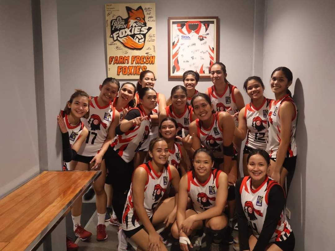 UEastRedWarrior's tweet image. UE Womens Volleyball Team ❤️⚪🔴

#teambuilding 
#UAAPSeason86 
#bombaUE