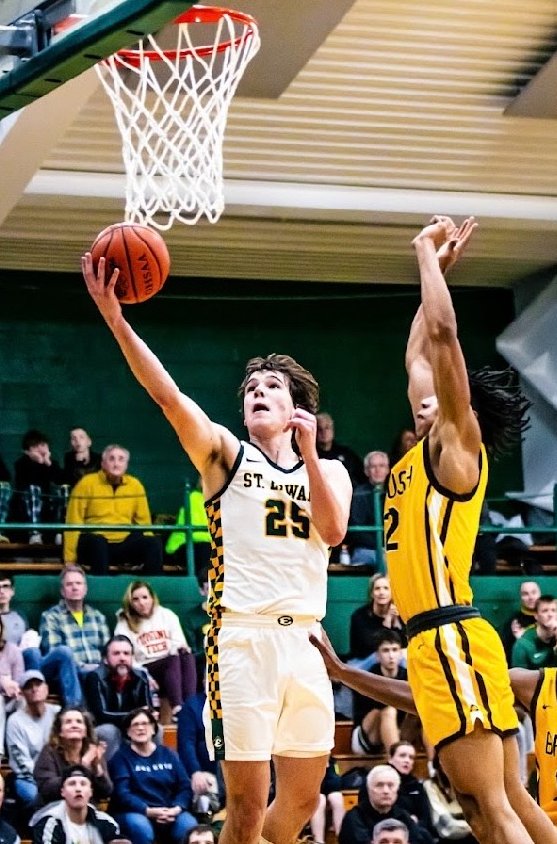 ScoutUrecruit's tweet photo. 2024 Angelo Kulacz (North Ridgeville, OH) is our newest #ScoutUbasketball prospect! At 6-foot-5, he can shoot the 3, distribute to teammates (5 APG) and deliver in the classroom (4.8 GPA)!
Angelo's website: https://t.co/QnvNUCExkf
@KulaczAngelo @SEHS_BASKETBALL @hiddengemsbball https://t.co/OgvjO9XW0F