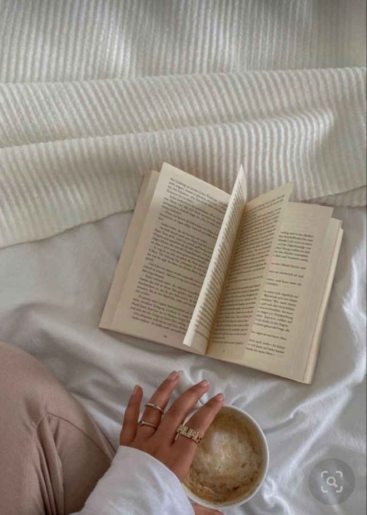 fangirl_in_'s tweet photo. ✨books 2024✨ https://t.co/XD7QJljhlR
