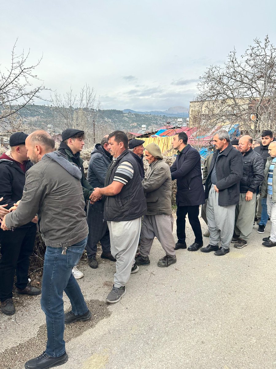 alirizagenc's tweet photo. #Sebil Mahalle sakinlerimizden vefat eden  (Arpacı)Mehmet Seriner'in taziyesine katılım sağlayıp aileye başsağlığı dileklerimizi ilettik. 
Merhuma Allah'tan rahmet kederli ailesine ve yakınlarına sabırlar diliyorum. https://t.co/KtmQD1NM45