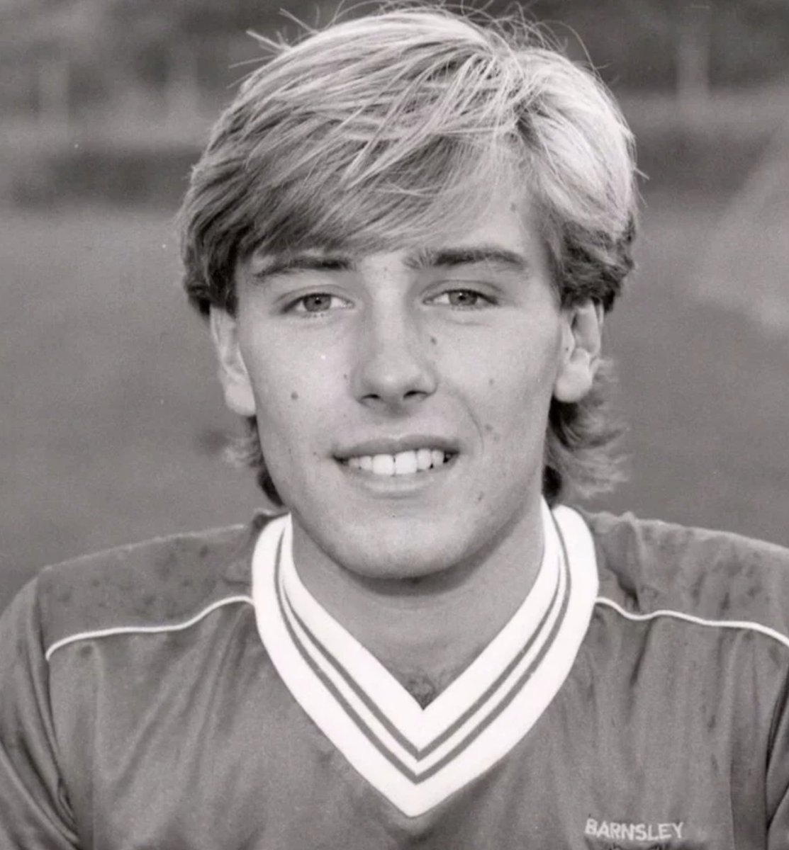 BarnsleyFC's tweet photo. Last summer, we lost Dave Wilkes. One of our own, and a man also connected to @officialcufc for much of his career. 

At the request of his family, we invite fans of both clubs to join in a round of applause in the 59th minute of our clash on Tuesday 16th of January 👏 https://t.co/xSU9C7EBVu