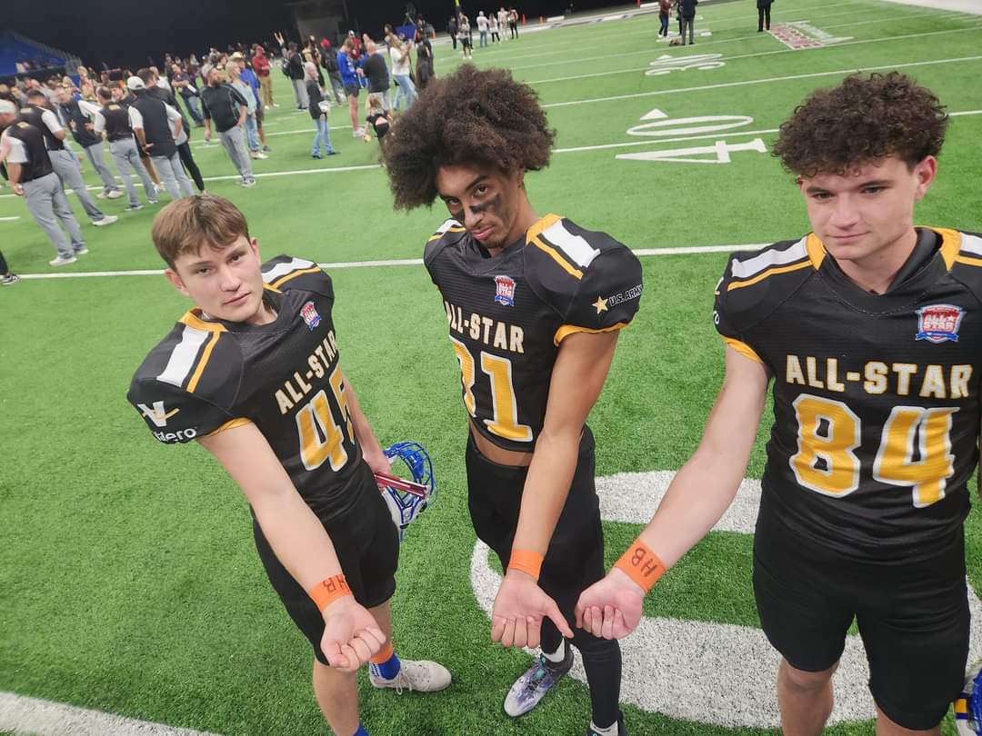 EthanBrumgard's tweet photo. For Keane Rhodes, the Honey Badger! Buffs family! #TeamKeane #Leukemia 
@Kaden30Turner  @paulmenckejr 
@ClemensBuffsFB @scbuffalostrong @SamuelClemensHS #SASAllStarGame https://t.co/62GoOj97s8
