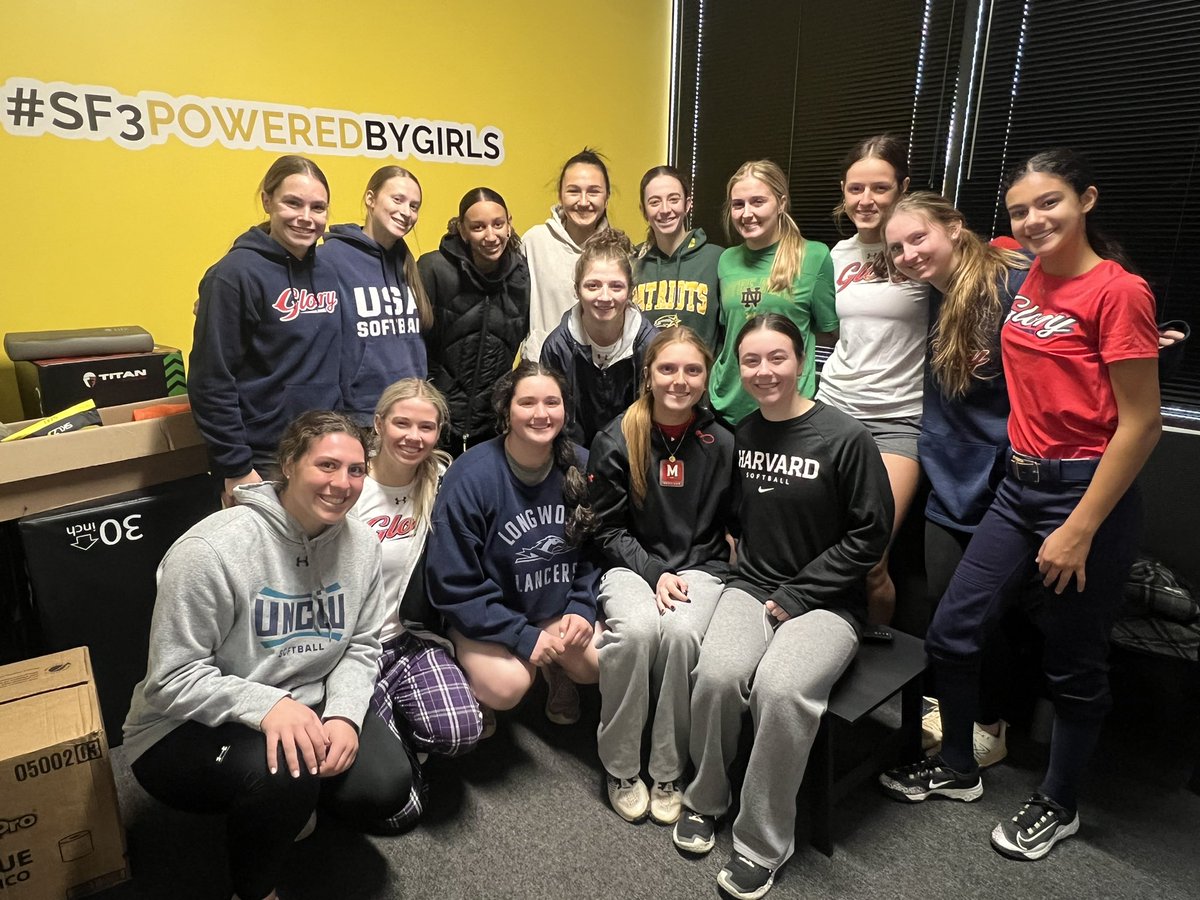 My heart overflows…..seeing last year’s seniors, now Glory alums and having them be with this year’s pups…..🥹🥹🥹That crew was and still is servant leadership at its finest!! We missed you Gigi, Abbey and Ella! Love all you so much!!! Can’t wait to watch you crush it with your