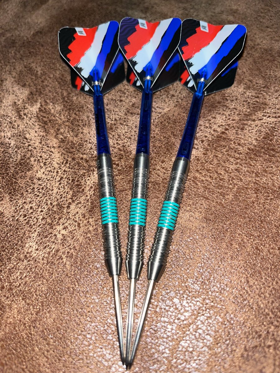Excellent set of darts. Feels
Like back to basics to learn how to play darts again 🫣 @UnicornDarts T90 22g. Just need other points.