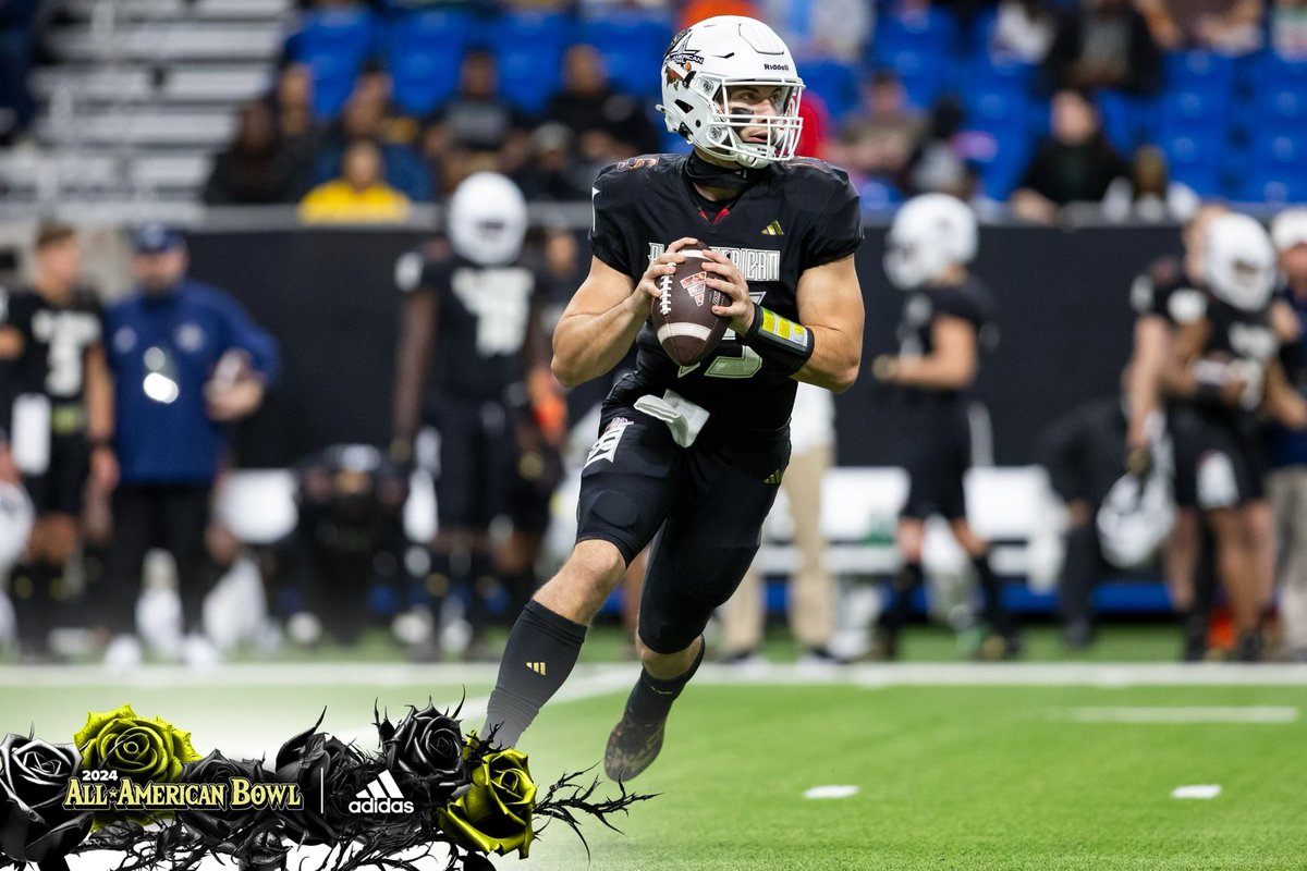 AABonNBC's tweet image. Talk of the Town 

#AABCO2ON4TION 👑🌹🏈

#AllAmericanBowl 🇺🇸