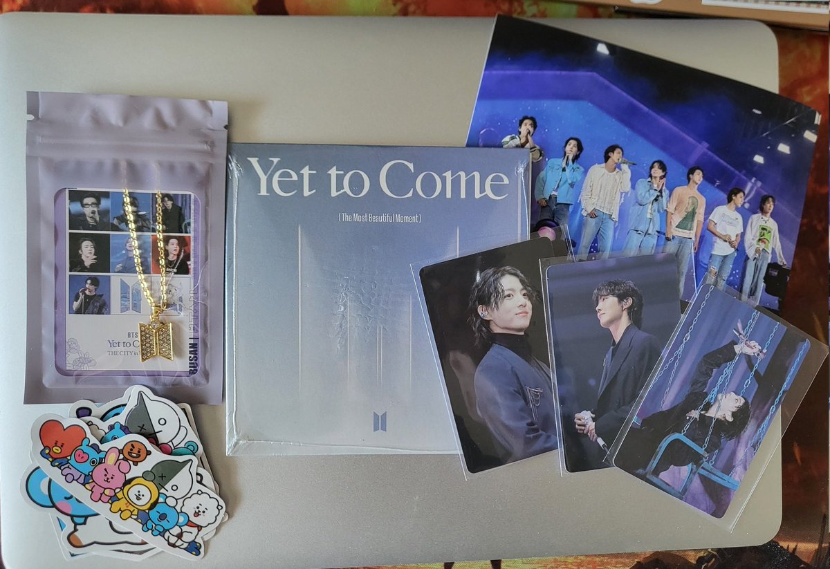 Yet to Come giveaway 💙
Ends Jan 14th
To enter:
💙 follow <a href="/Angelina_BTS_V/">Angelina💜 ⟭⟬ ⟬⟭ 𝔸ℝ𝕀ℝ𝔸ℕ𝔾 ⟭⟬ ⟬⟭ 💜</a>
💙 like &amp; rt post
💙 tag Army 
💙 post ss of streaming any new BTS solo release song 🎵 (one) (any platform) 
💫 not effort based