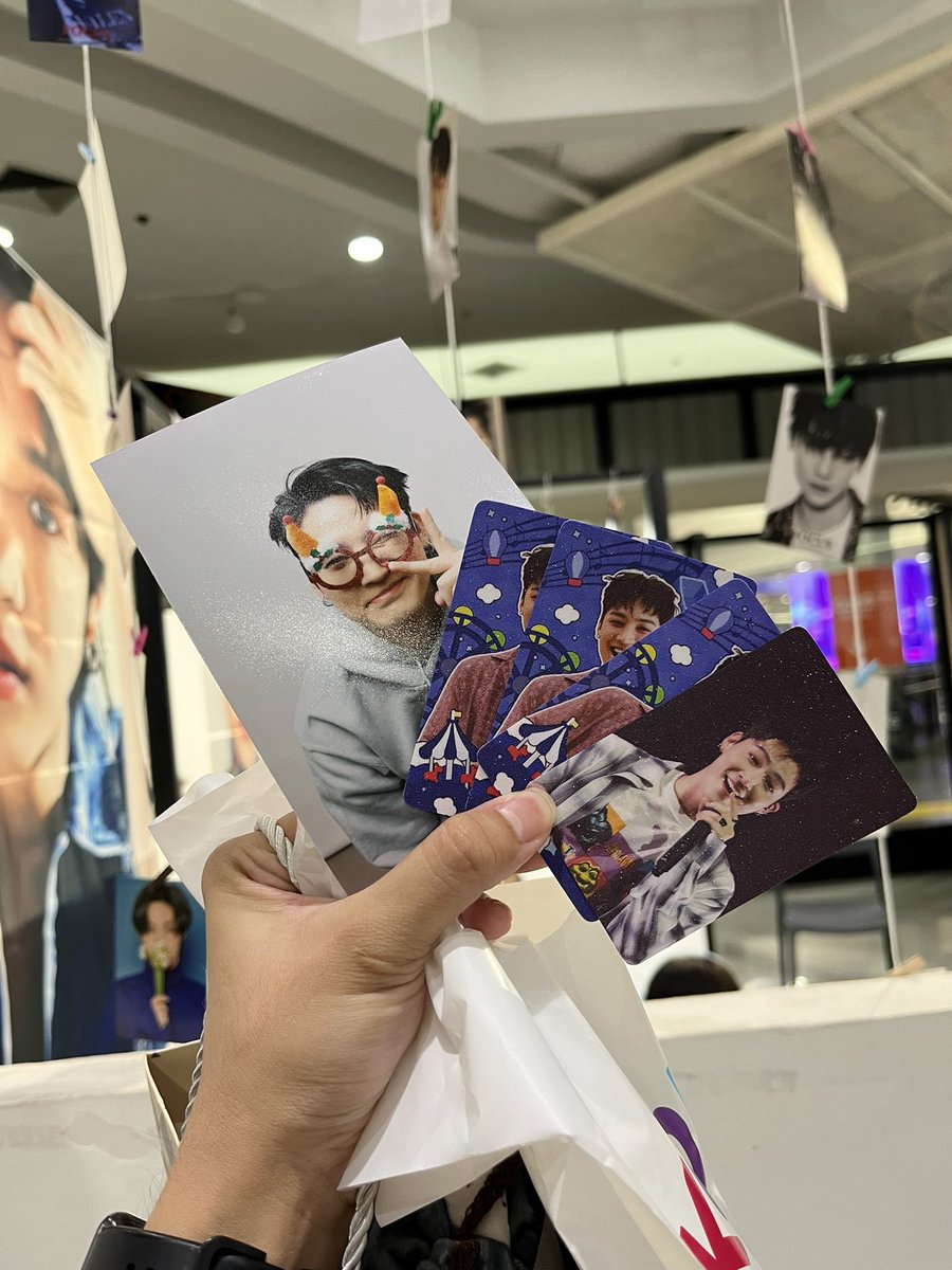 jbyaaaa007's tweet photo. Happy birthday JayB สุขสันต์วันเกิดพี่เจบี
งานจัดดีมากกกกกก กอไก่ล้านตัวววววว
#withJAYBspace https://t.co/VxxE9x8onH